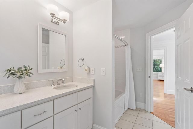 56 Old Marlboro Rd, Concord, MA 01742