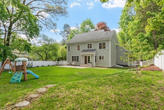 56 Old Marlboro Rd, Concord, MA 01742
