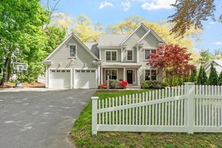 56 Old Marlboro Rd, Concord, MA 01742