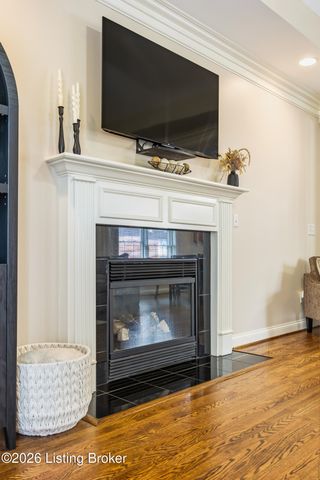 8209 Parker Grant Ct, Louisville, KY 40291