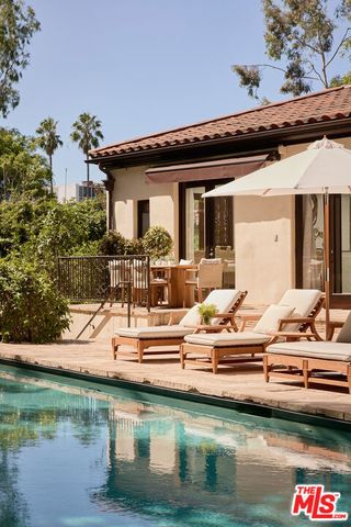 1164 N Doheny Drive, Los Angeles, CA 90069