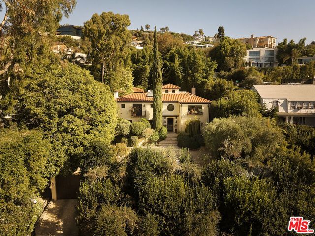 1164 N Doheny Drive, Los Angeles, CA 90069