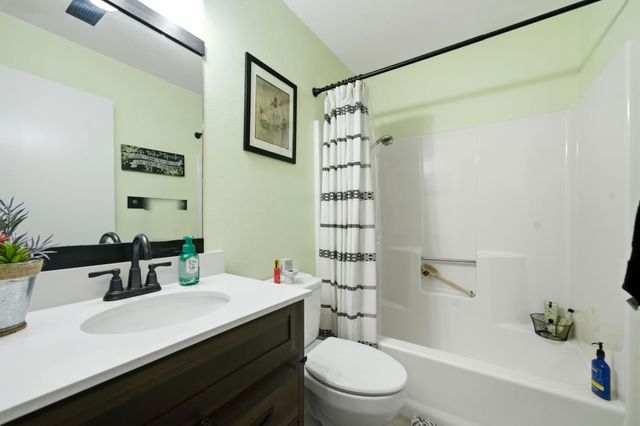 6708 Wren Drive, Greenville, TX 75402