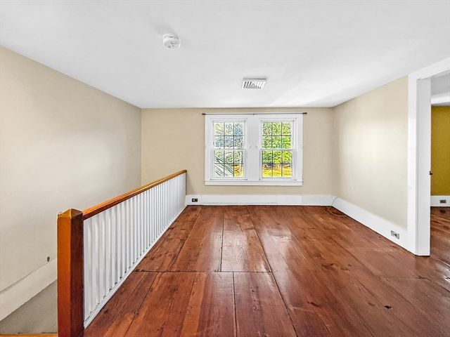 446 Westford St, Dunstable, MA 01827