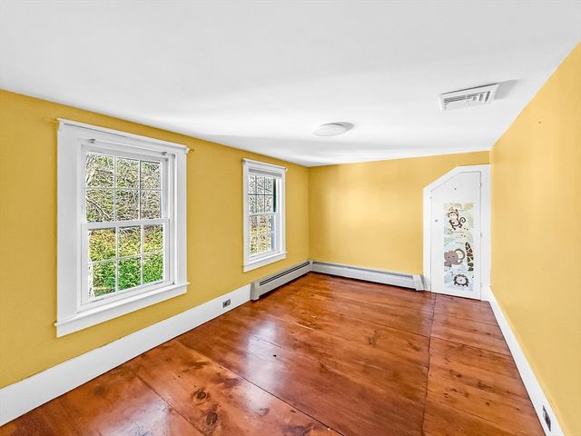 446 Westford St, Dunstable, MA 01827