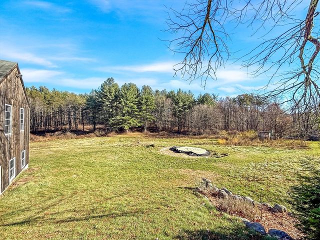 446 Westford St, Dunstable, MA 01827