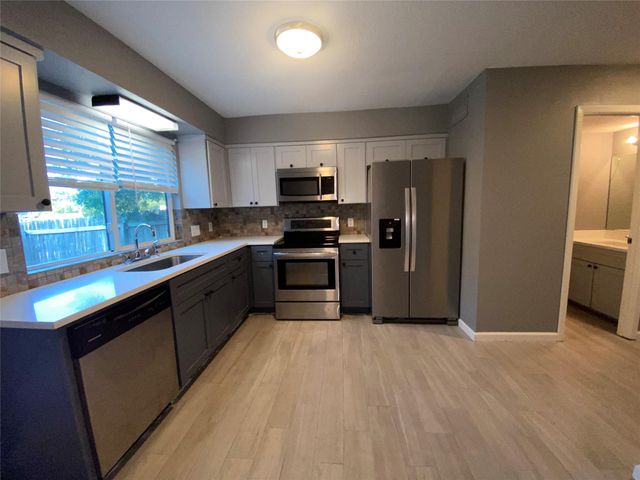 4204 HUDSON BEND RD A, Austin, TX 78734