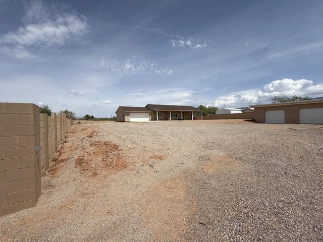 15456 N Twin Lakes Drive, Tucson, AZ 85739
