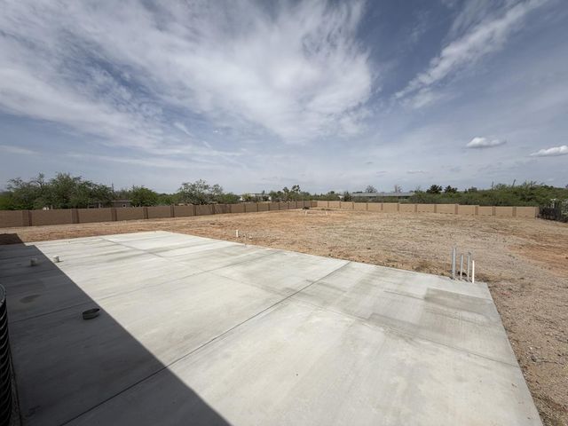 15456 N Twin Lakes Drive, Tucson, AZ 85739