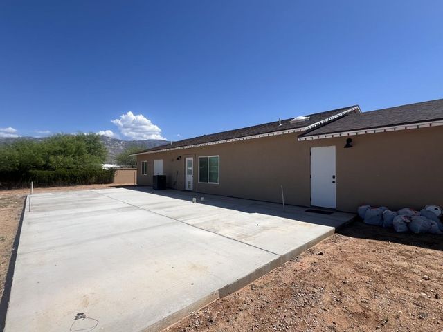 15456 N Twin Lakes Drive, Tucson, AZ 85739
