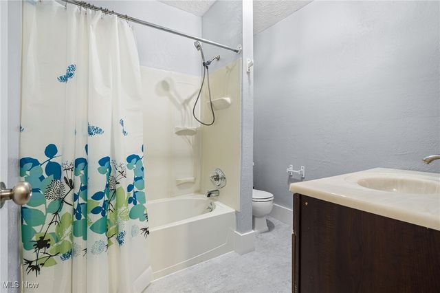 710 N Freedom Avenue, Alliance, OH 44601