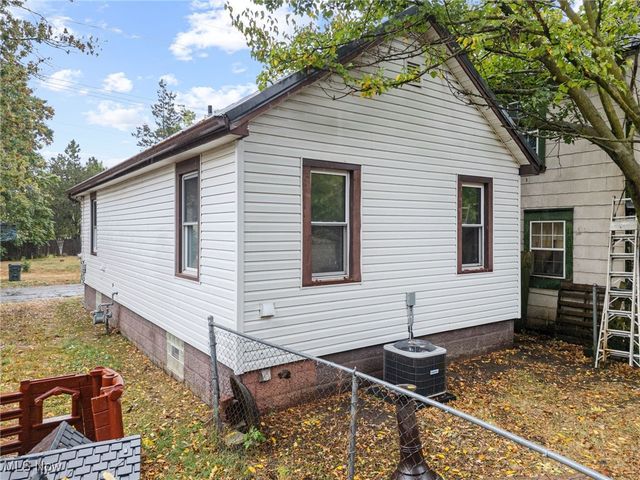 710 N Freedom Avenue, Alliance, OH 44601