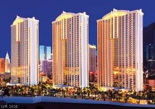 125 East Harmon Avenue 2918, Las Vegas, NV 89109