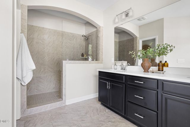 118 Chapel Run Way, Chapel Hill, NC 27517