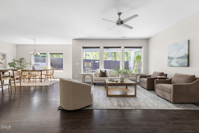 118 Chapel Run Way, Chapel Hill, NC 27517