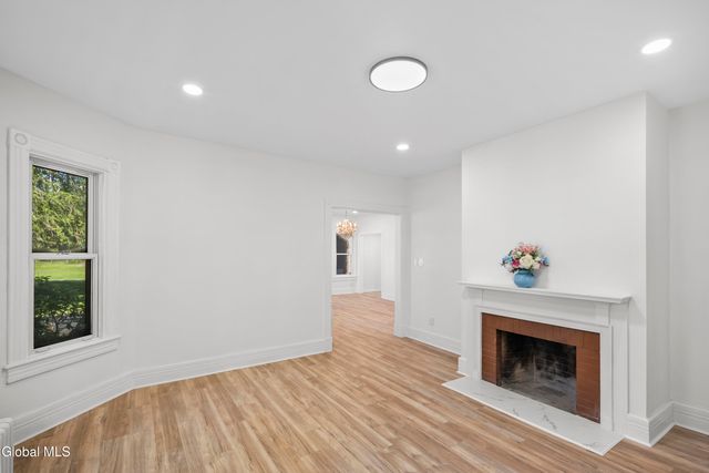 358 Kenwood Avenue, Bethlehem, NY 12054