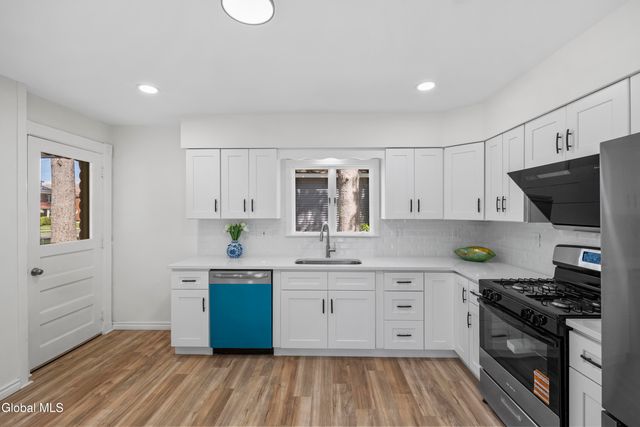 358 Kenwood Avenue, Bethlehem, NY 12054