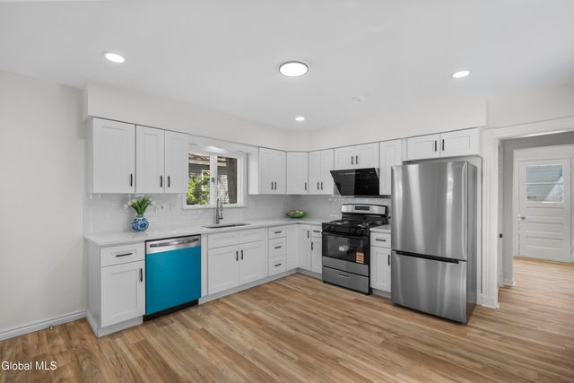 358 Kenwood Avenue, Bethlehem, NY 12054