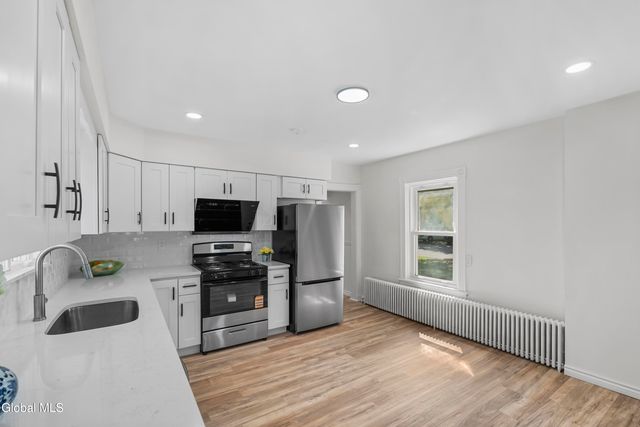 358 Kenwood Avenue, Bethlehem, NY 12054