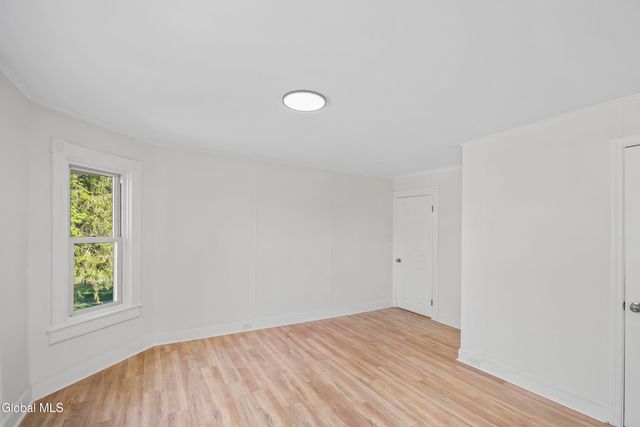 358 Kenwood Avenue, Bethlehem, NY 12054