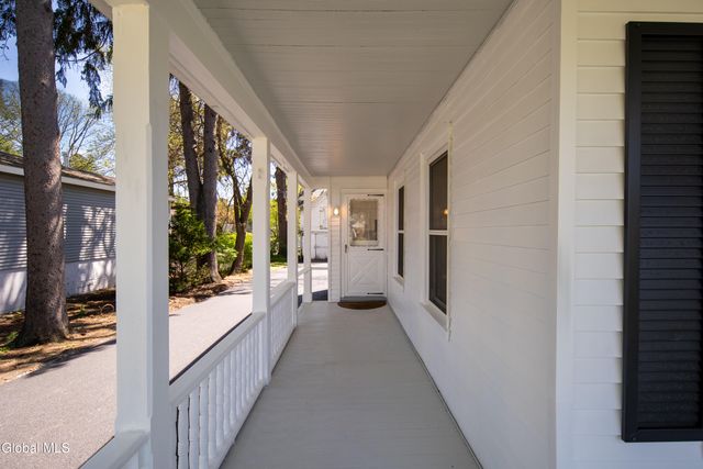 358 Kenwood Avenue, Bethlehem, NY 12054