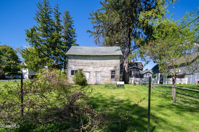 358 Kenwood Avenue, Bethlehem, NY 12054