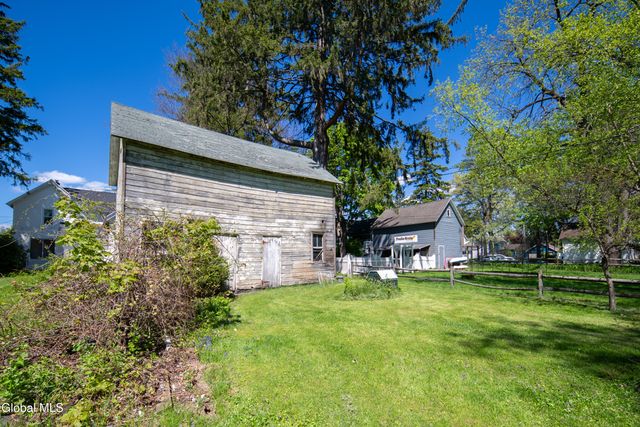 358 Kenwood Avenue, Bethlehem, NY 12054