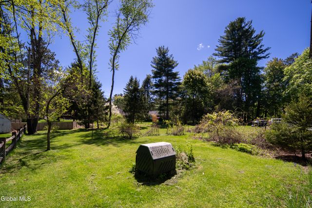 358 Kenwood Avenue, Bethlehem, NY 12054