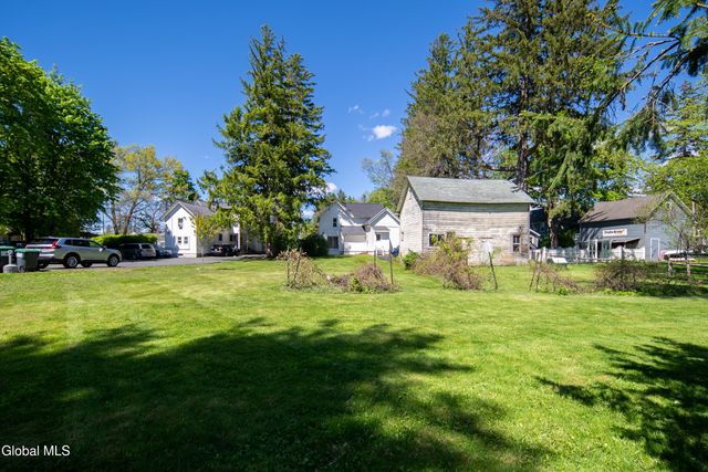 358 Kenwood Avenue, Bethlehem, NY 12054