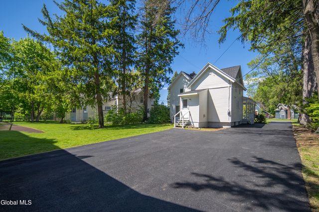 358 Kenwood Avenue, Bethlehem, NY 12054