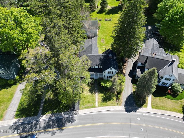 358 Kenwood Avenue, Bethlehem, NY 12054