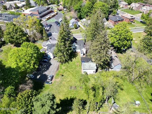 358 Kenwood Avenue, Bethlehem, NY 12054