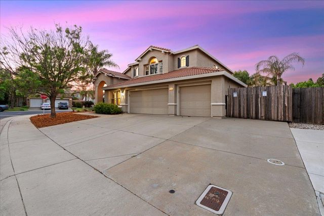 201 Pepper Tree Ct, Roseville, CA 95747