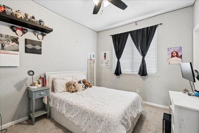 201 Pepper Tree Ct, Roseville, CA 95747