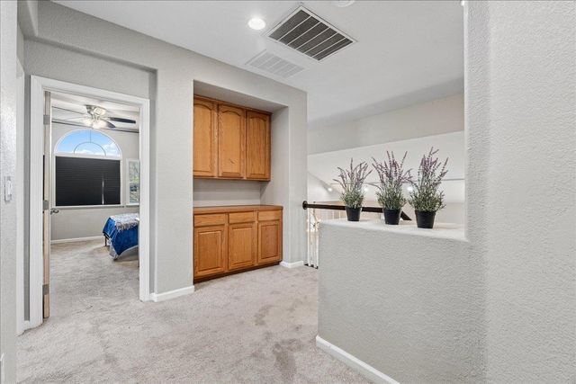 201 Pepper Tree Ct, Roseville, CA 95747