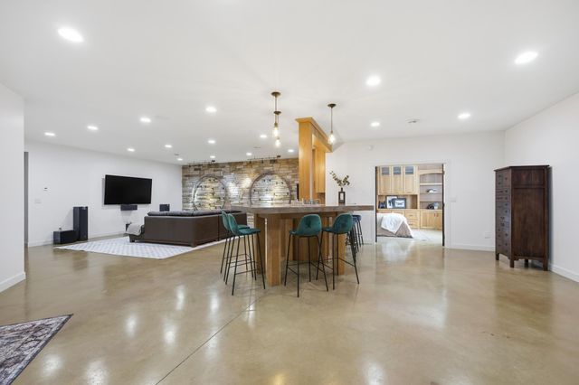 4734 6th Street W, West Fargo, ND 58078