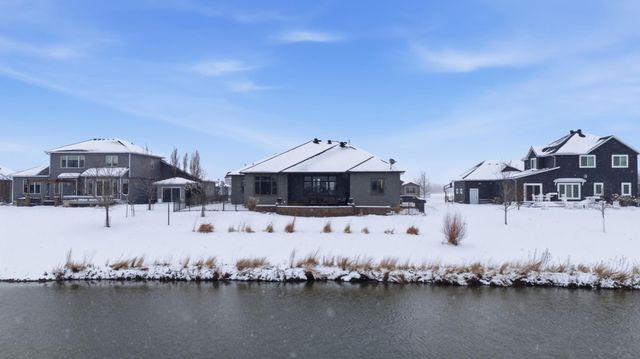 4734 6th Street W, West Fargo, ND 58078