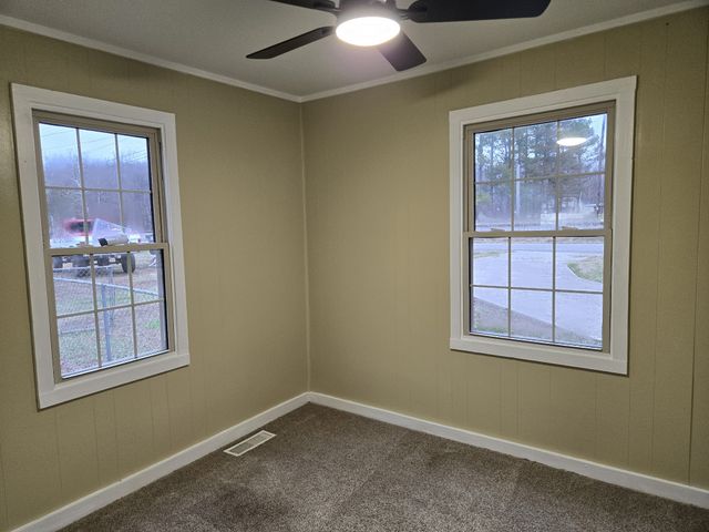 1755 W Trace Creek Rd, Waverly, TN 37185