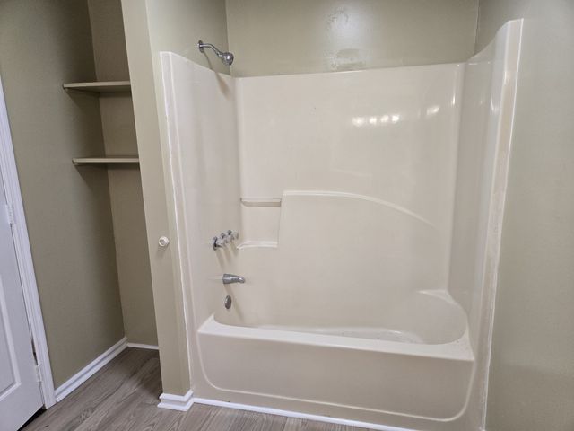 1755 W Trace Creek Rd, Waverly, TN 37185