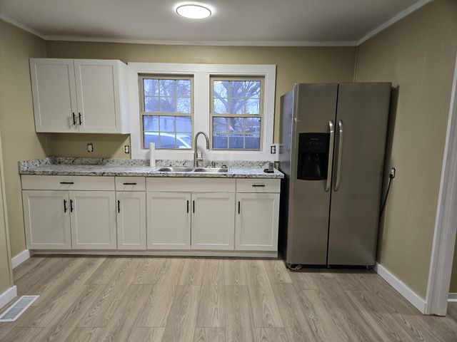 1755 W Trace Creek Rd, Waverly, TN 37185