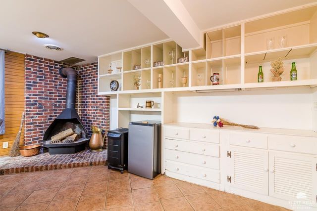 1613 Humboldt, Manhattan, KS 66502