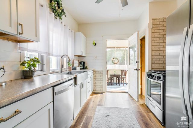 1613 Humboldt, Manhattan, KS 66502