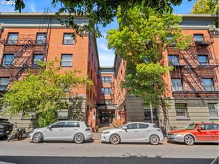 2109 Nw IRVING St 411, Portland, OR 97210