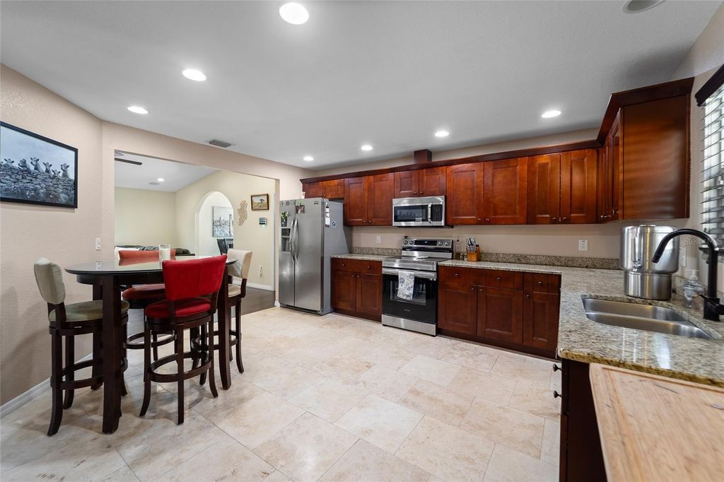 Image 18 of property listing at 4726 W IDAHO STREET, Tampa, FL 33616