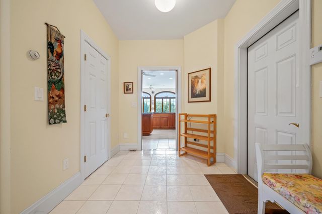 54 Woodbine Lane, Franconia, NH 03580