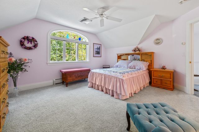 54 Woodbine Lane, Franconia, NH 03580