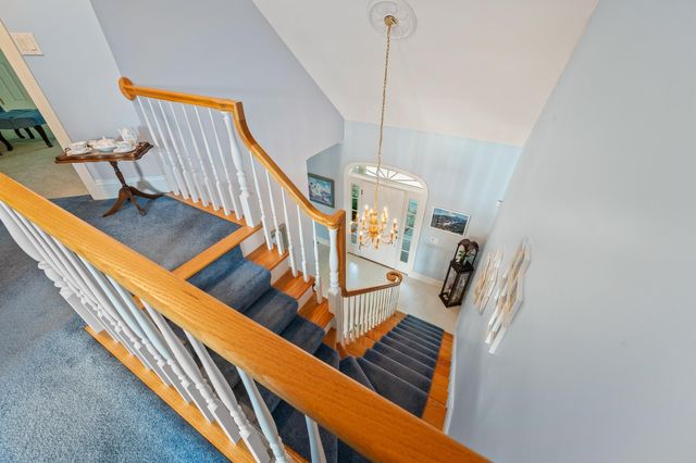 54 Woodbine Lane, Franconia, NH 03580