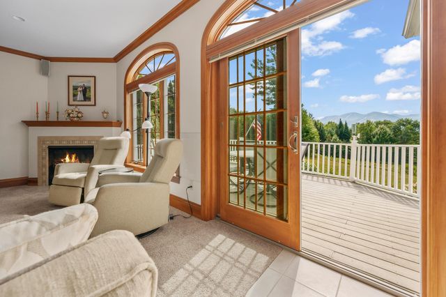 54 Woodbine Lane, Franconia, NH 03580