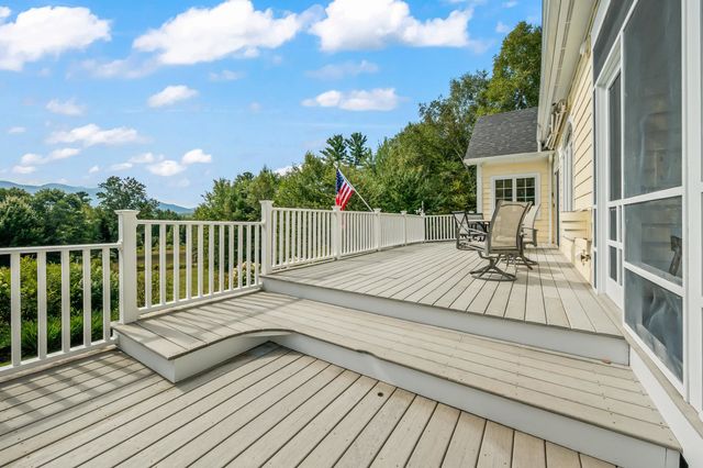 54 Woodbine Lane, Franconia, NH 03580