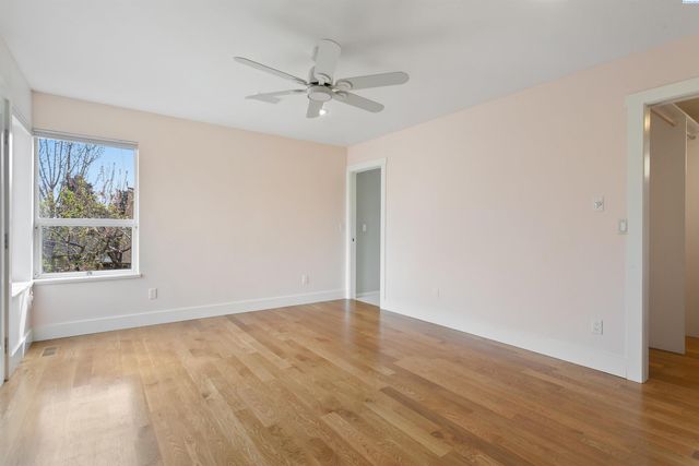 245 High Meadows St, Richland, WA 99352